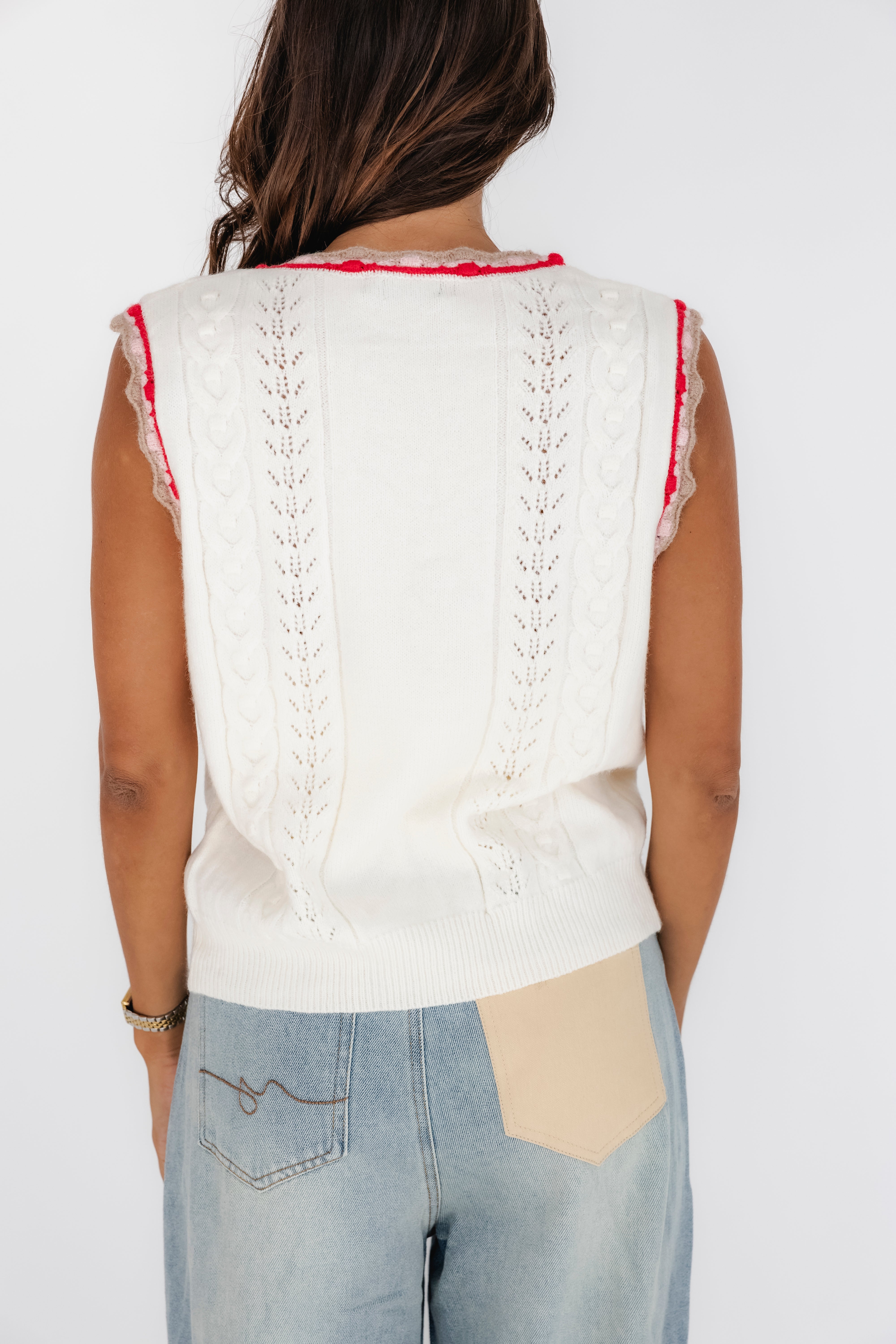 CHERRY KNIT VEST